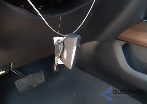 2024 Chevrolet Silverado 1500 4Wd Short Bed High Country from USA, damaged, VIN 1GCUDJE87RZ106478